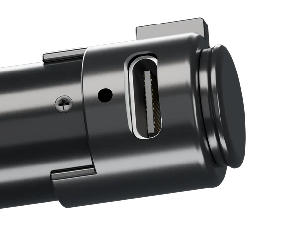 Détail du port USB-C intégré à la batterie SideLights