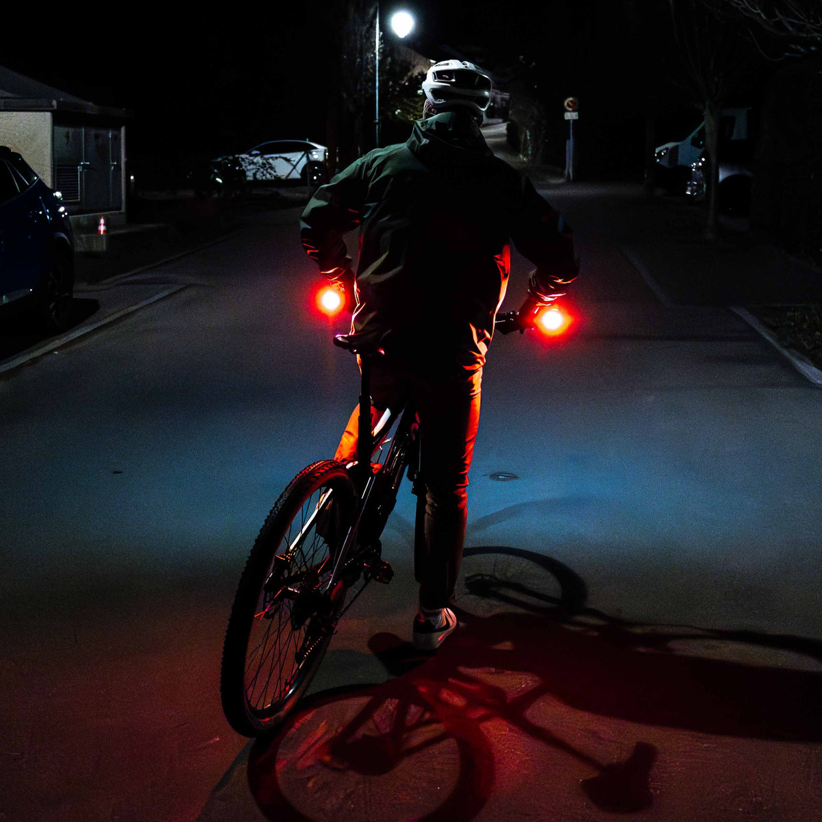 SIDELIGHTS SIGNAL — Photo 5